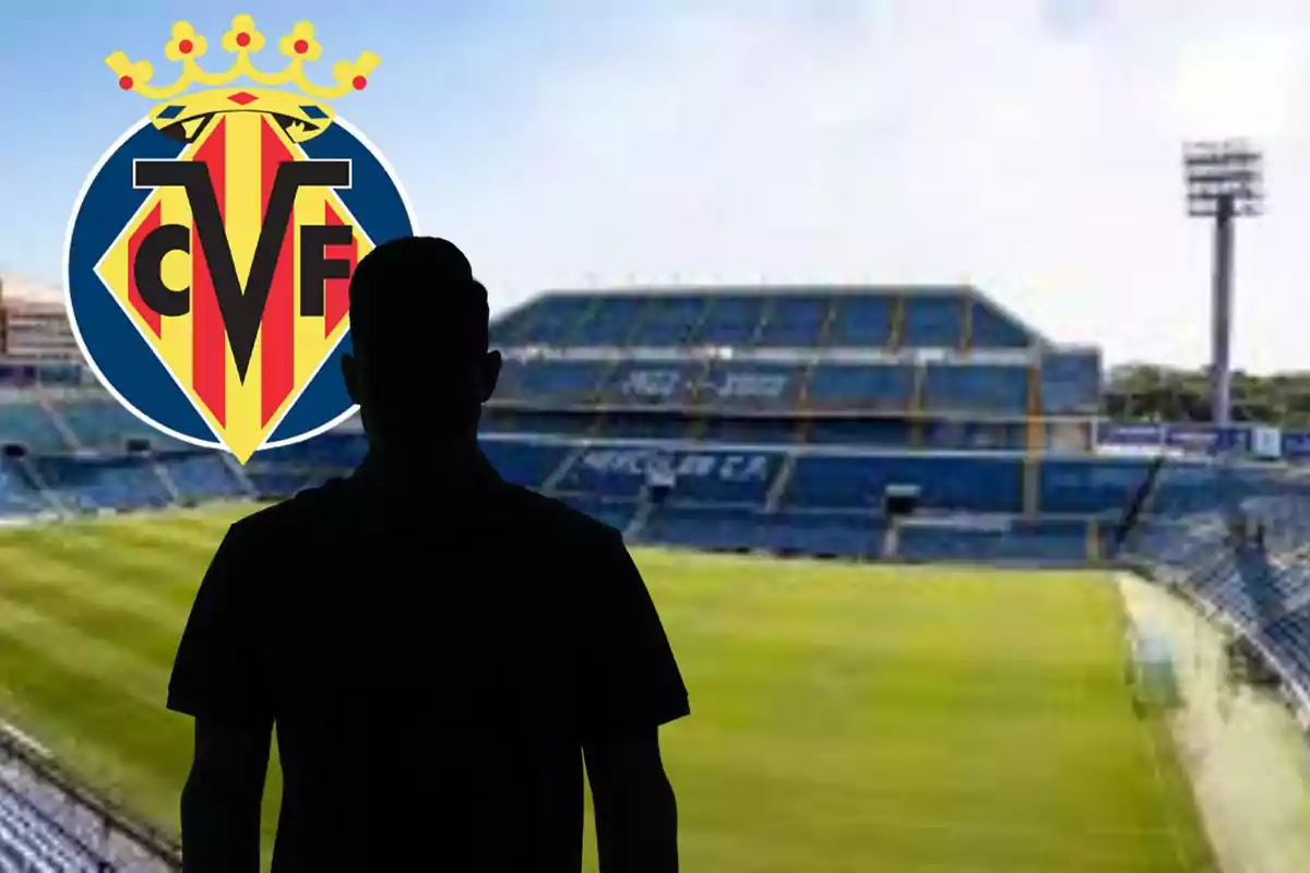 Montaje con el estadio José Rico Pérez, con una sombra negra a la izquierda de la imagen y más a la izquierda arriba el escudo del Villarreal CF
