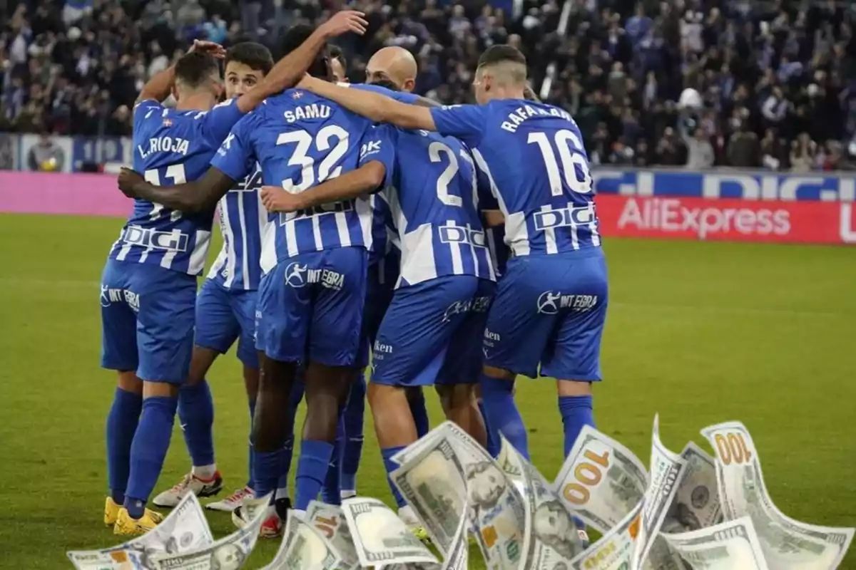 Jugadores del Alavés celebrando un gol