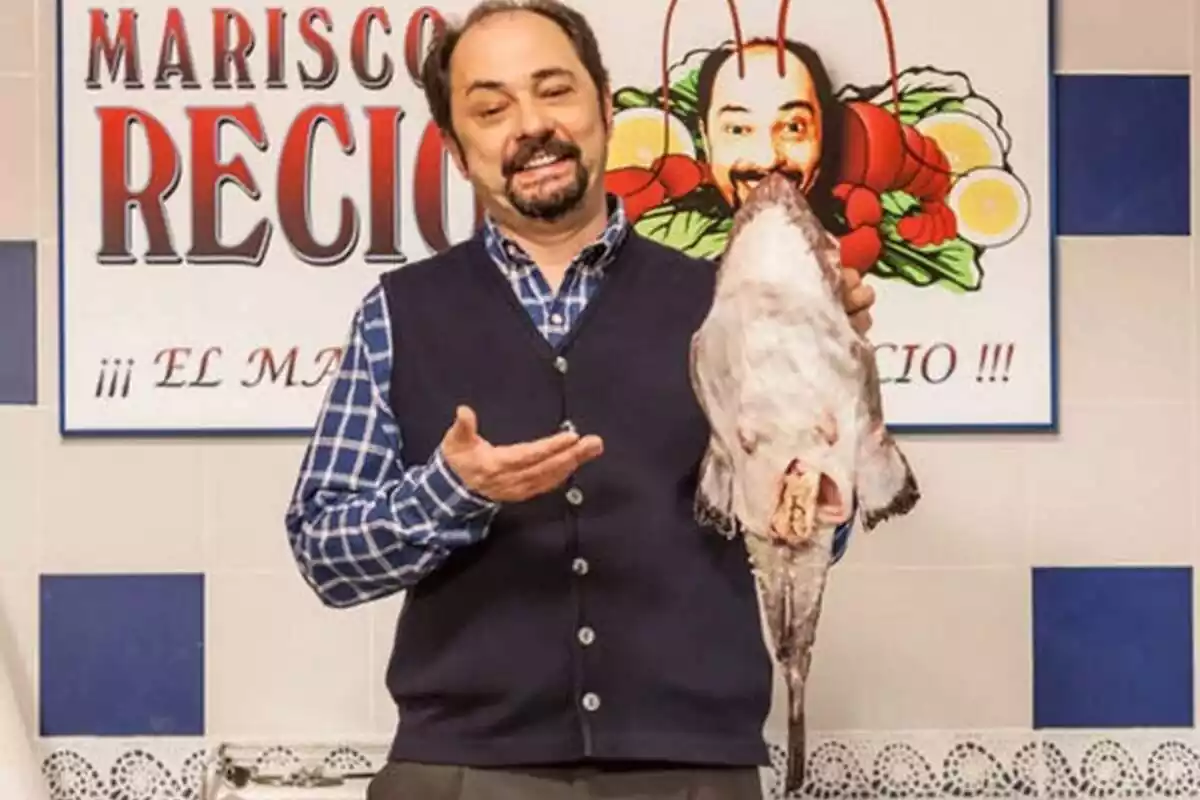 El personaje de Antonio Recio de 'La que se avecina' en su pescadería