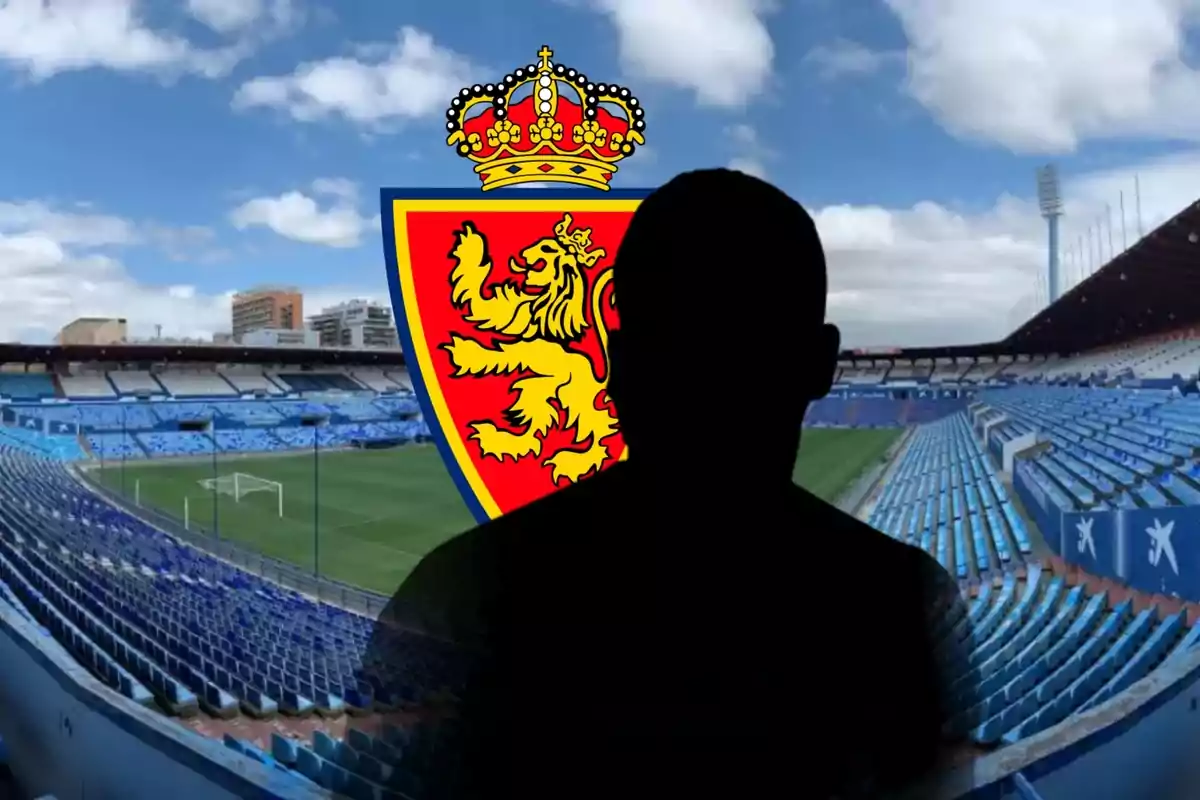 Posible fichaje del Real Zaragoza con el escudo y La Romareda de fondo