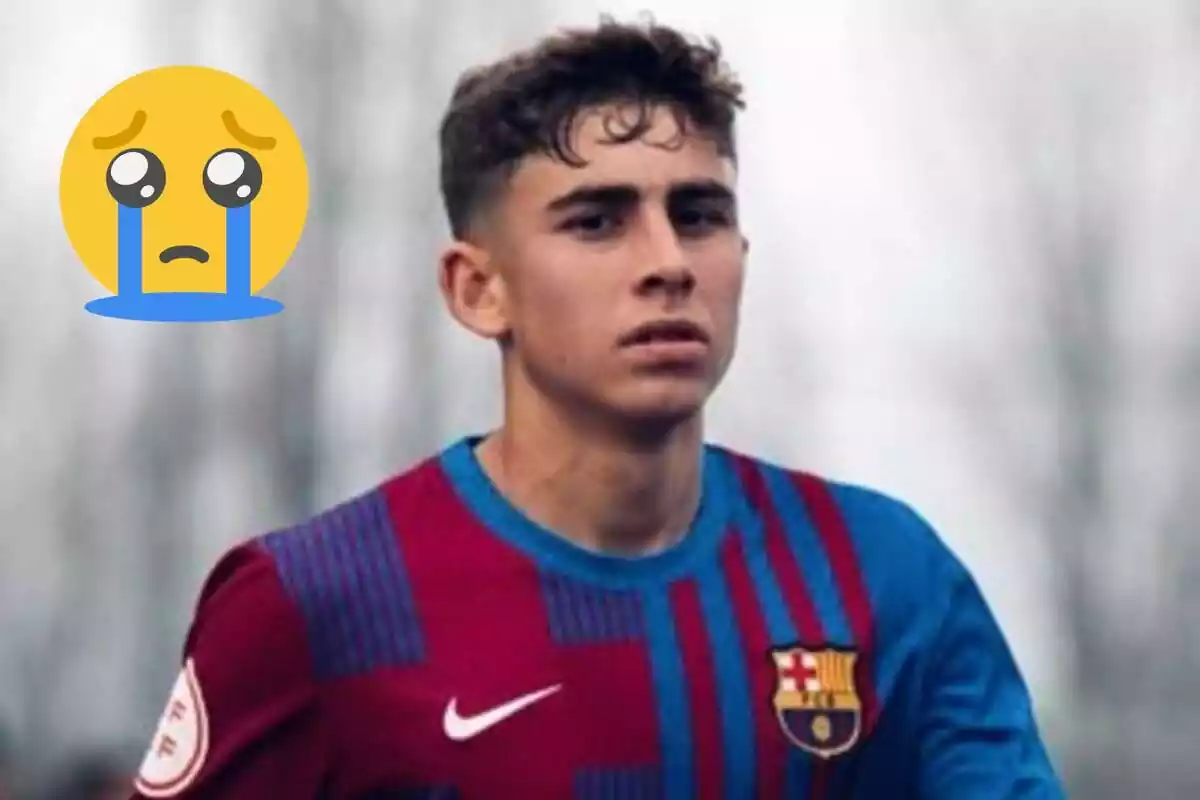 Montaje con una imagen de Fermín, jugador del FC Barcelona, mirando a cámara. En la esquina inferior izquierda, un emoticono de una cara llorando