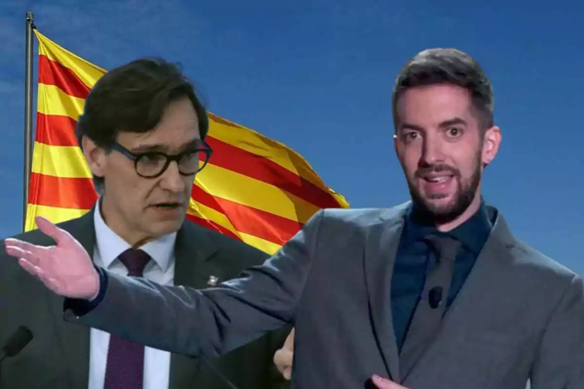 Dos hombres con trajes frente a una bandera catalana ondeando.