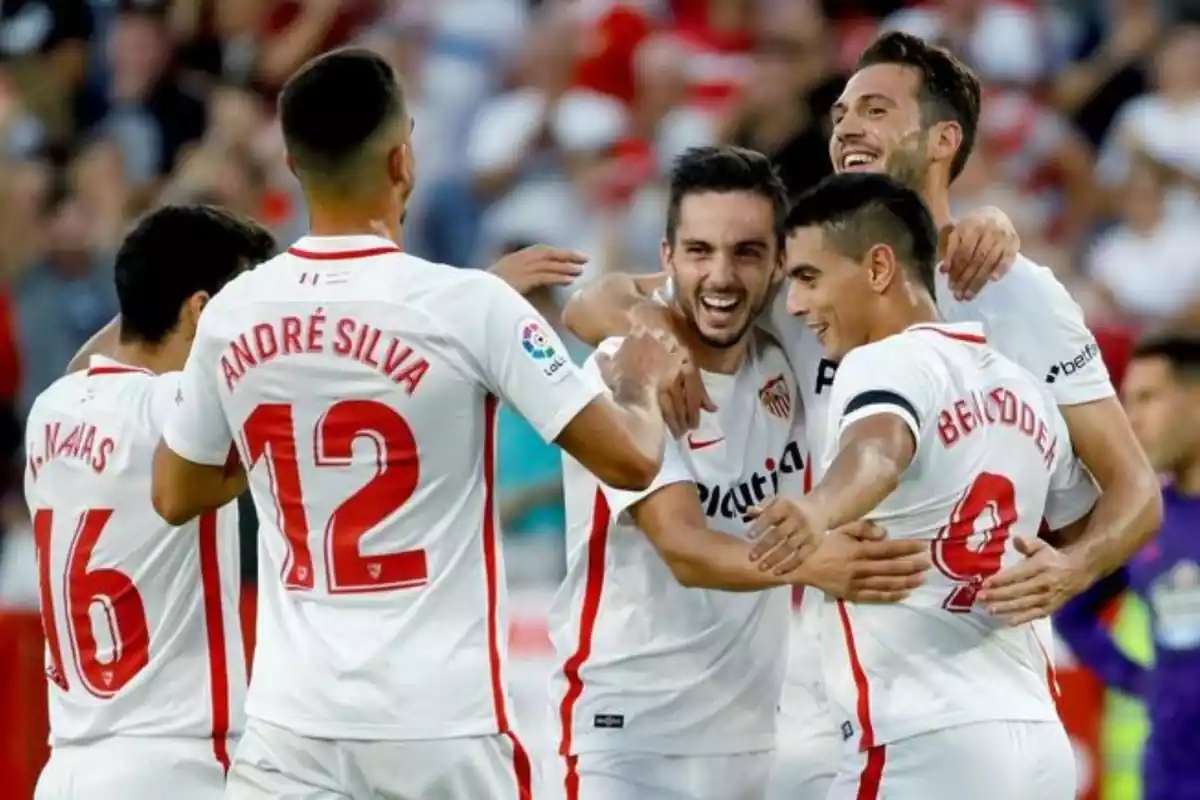 Jugadores del Sevilla celebrando un gol en la 2018/19
