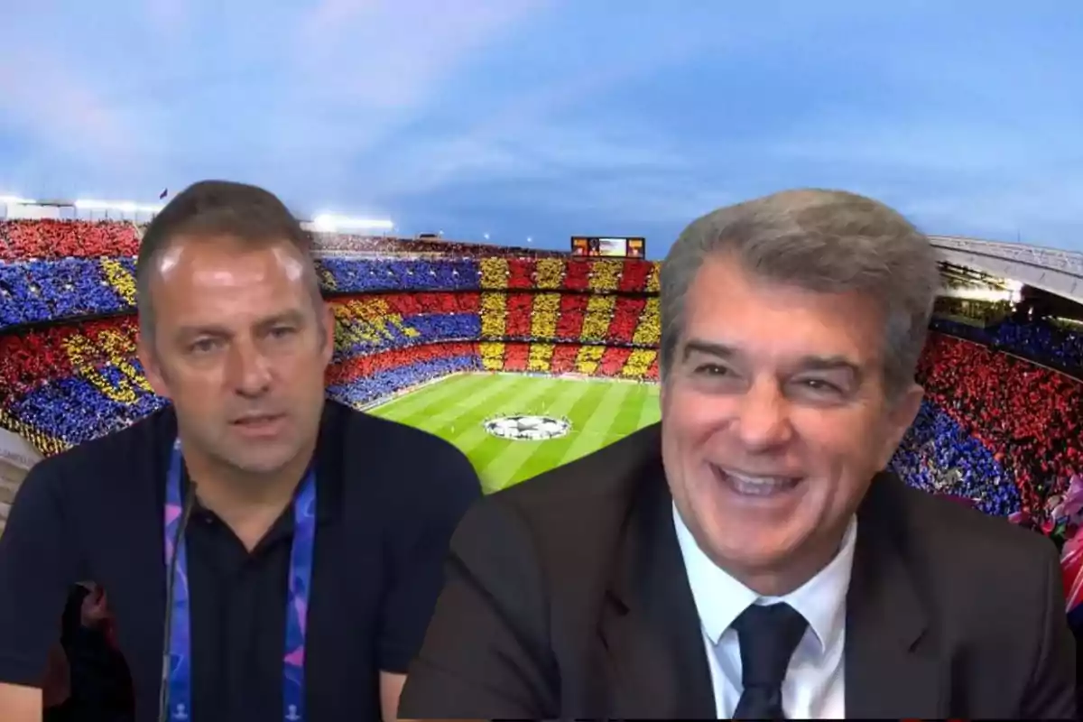 Dos hombres en primer plano con un estadio de fútbol lleno de aficionados de fondo.