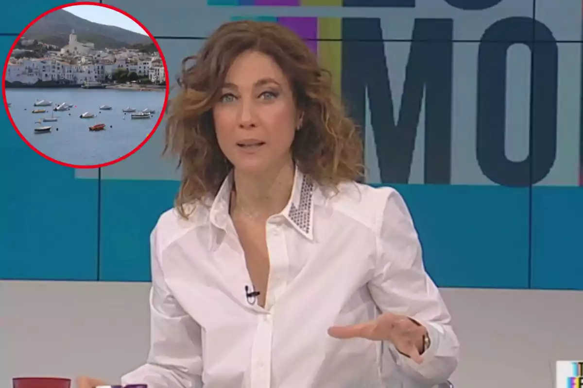 Montaje con una imagen de Helena Garcia Melero durante una emisión del programa "Tot es mou". A la izquierda una imagen con una vista general de Cadaqués