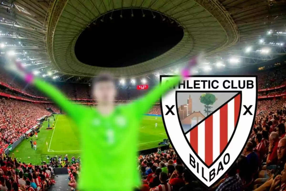 Un estadio de fútbol lleno de aficionados con un jugador desenfocado celebrando y el escudo del Athletic Club Bilbao en primer plano.