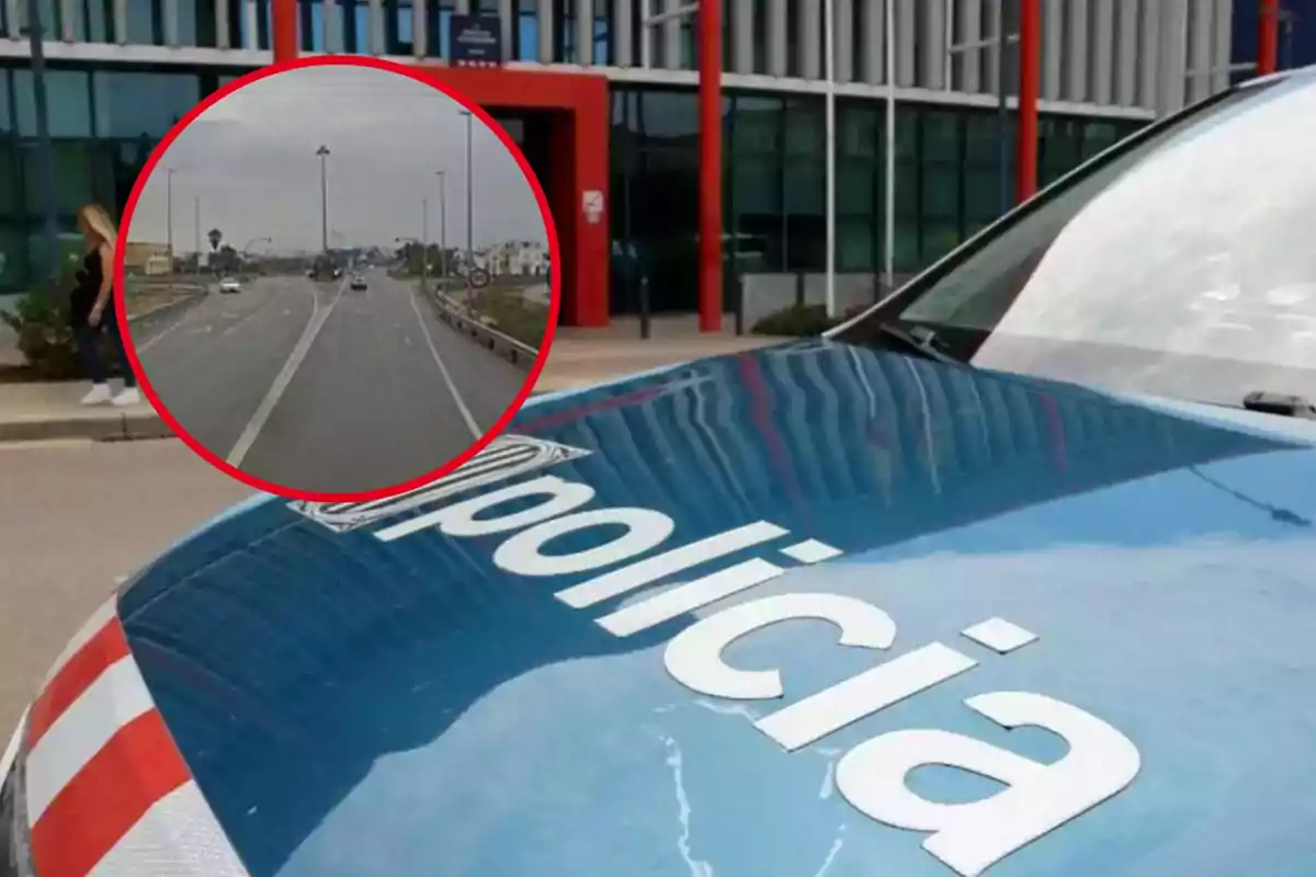 Un coche de policía está estacionado frente a un edificio moderno con una fachada de vidrio y columnas rojas, mientras que en un círculo rojo se muestra una carretera con varios carriles y algunos vehículos circulando.