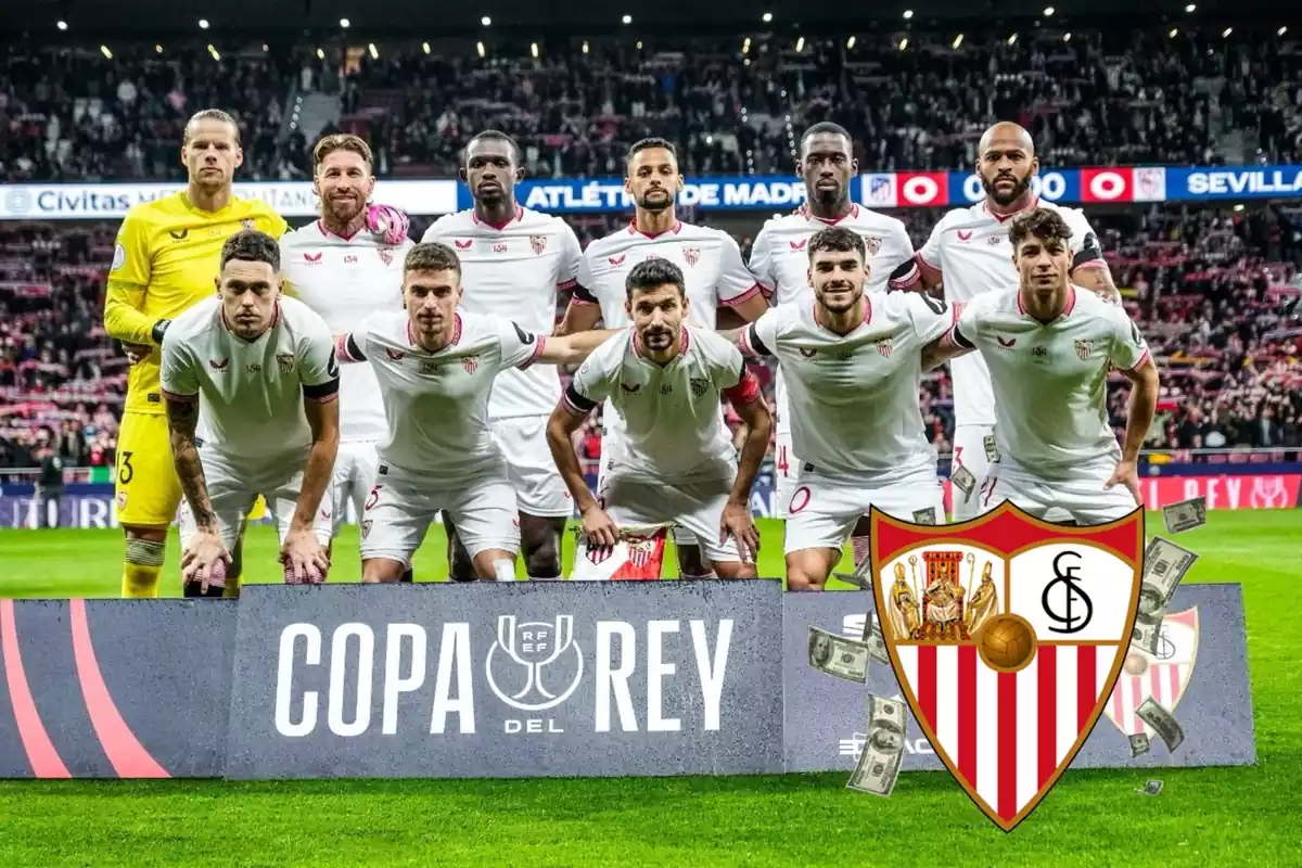 Jugadores del Sevilla en un partido de la Copa del Rey frente al Atlético