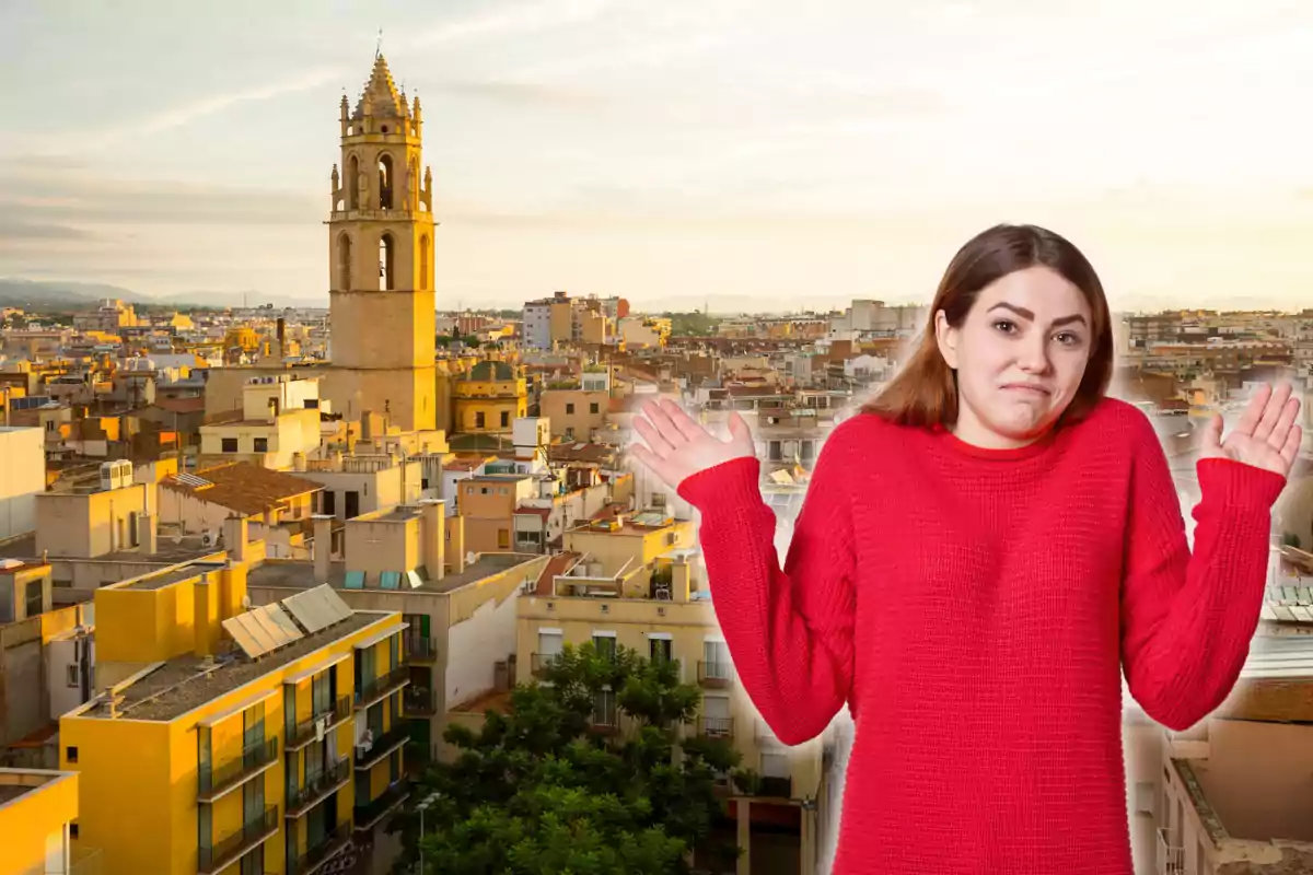 Montaje con una imagen de la localidad de Reus. A la derecha una imagen con una mujer sorprendida