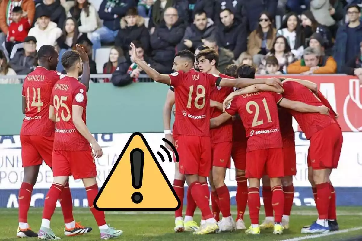 Jugadores del Sevilla celebrando un gol