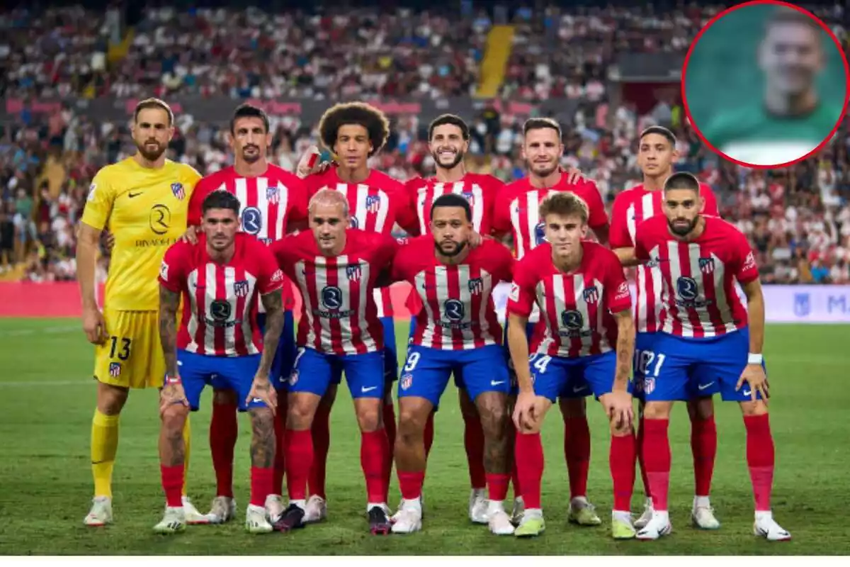 Montage con la foto de la plantilla del Atlético de Madrid en el centro y la redonda difuminada arriba a la derecha