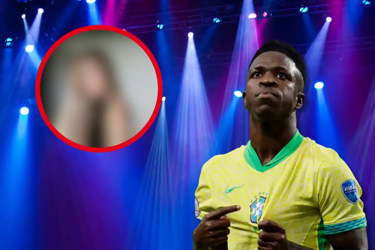 Un jugador de fútbol con la camiseta de Brasil en un escenario iluminado con luces de colores y un círculo rojo con una imagen borrosa en el fondo.